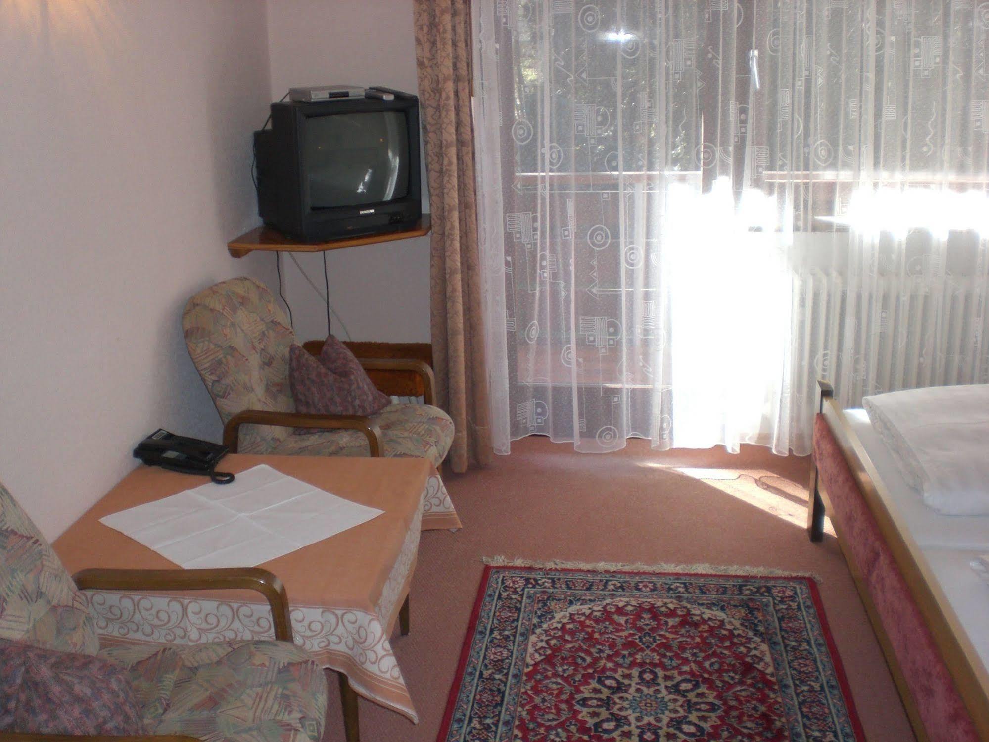 Hotel Pension Bluechersruh Bad Berneck im Fichtelgebirge Bagian luar foto