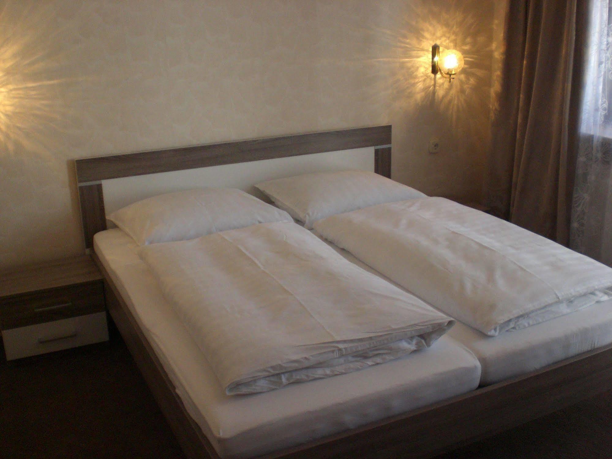 Hotel Pension Bluechersruh Bad Berneck im Fichtelgebirge Bagian luar foto