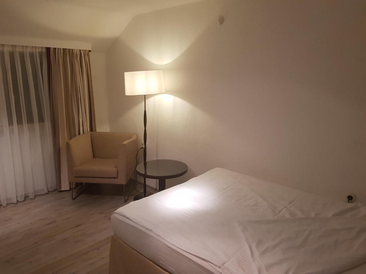 Hotel Pension Bluechersruh Bad Berneck im Fichtelgebirge Bagian luar foto